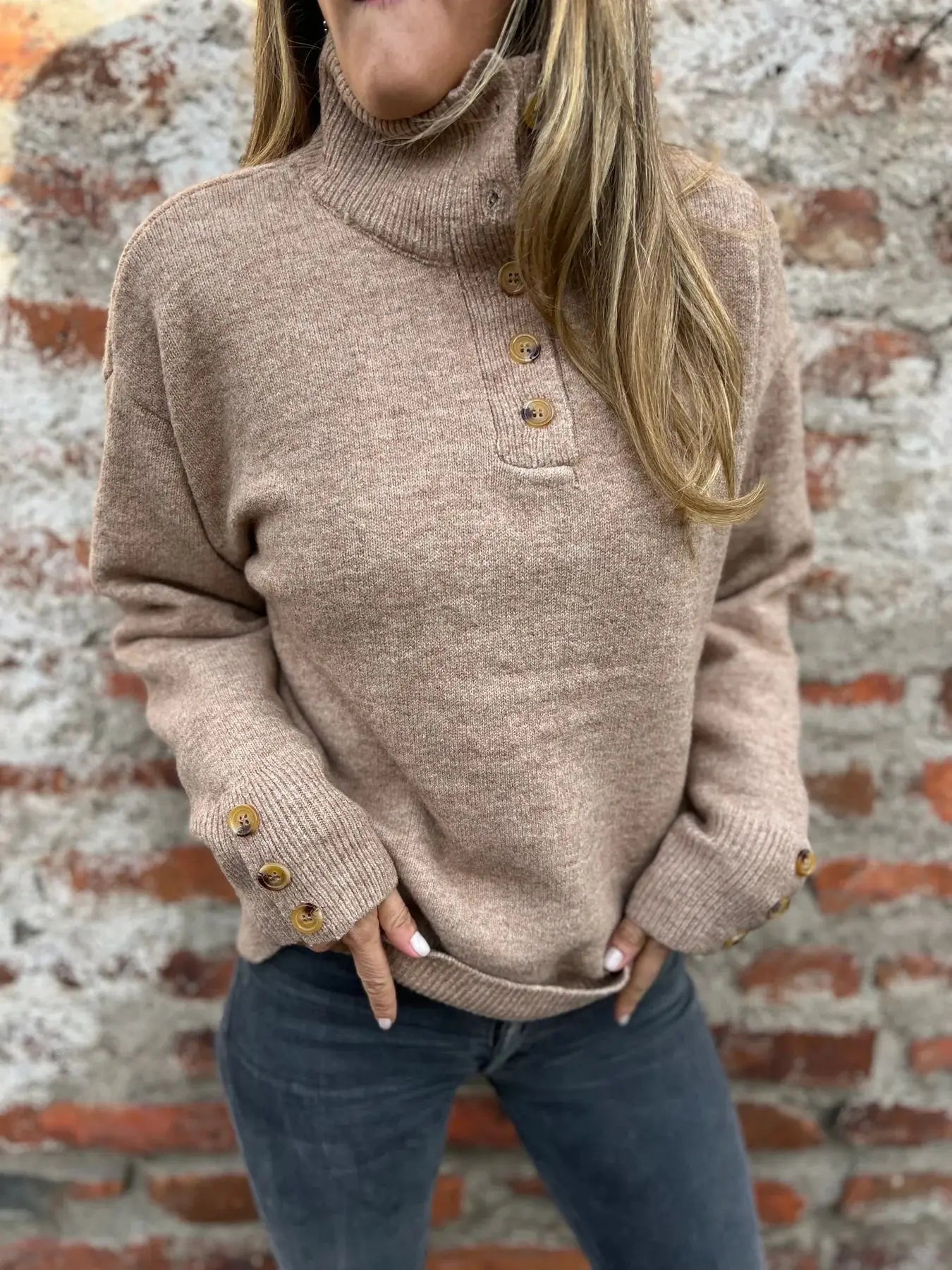 Chic Button Stand Collar Sweater – Stay Cosy & Stylish
