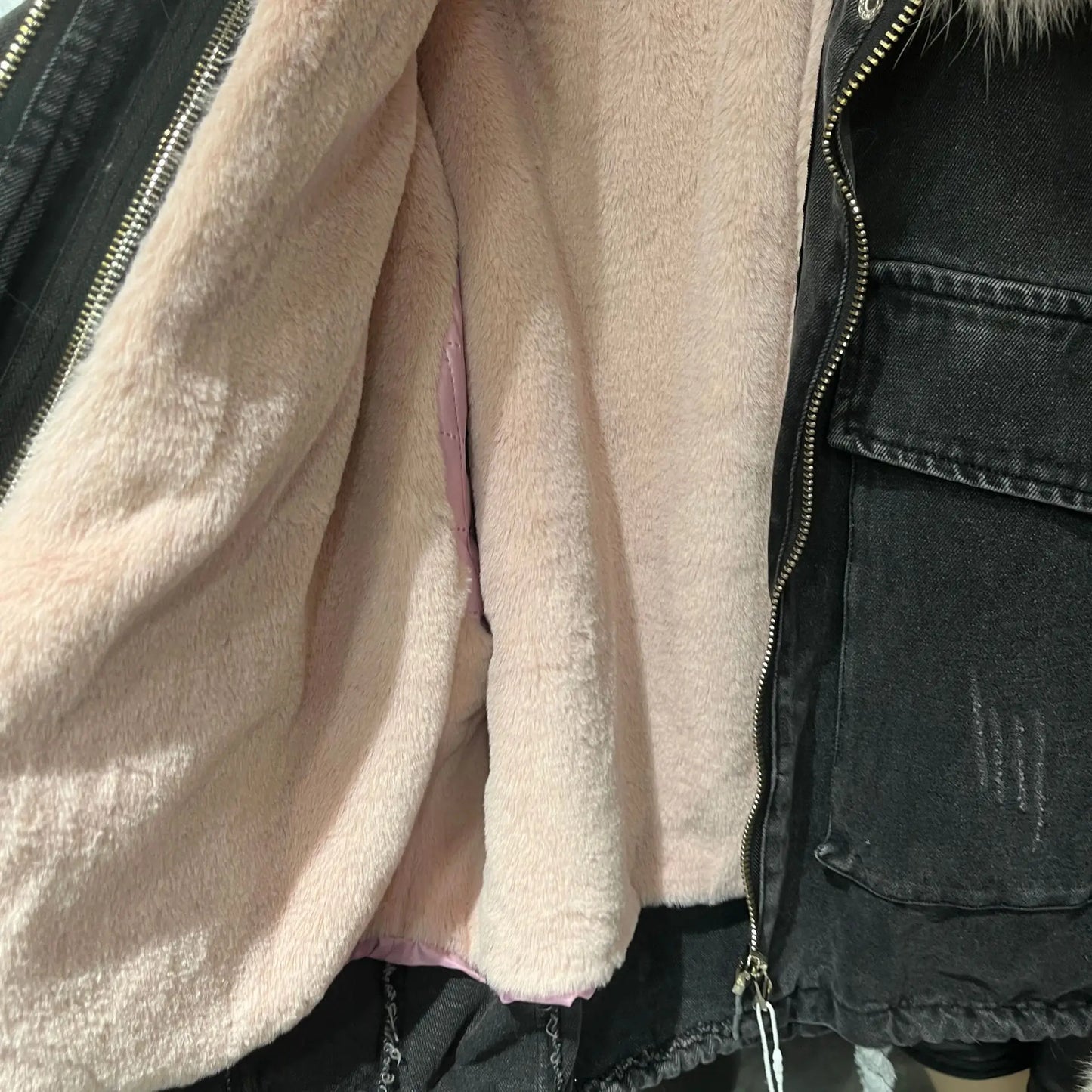 Winter Denim Jacket with Fox Fur Collar – Fleece-Lined Thick Cotton Coat, Oversized Korean Style, Batwing Sleeves