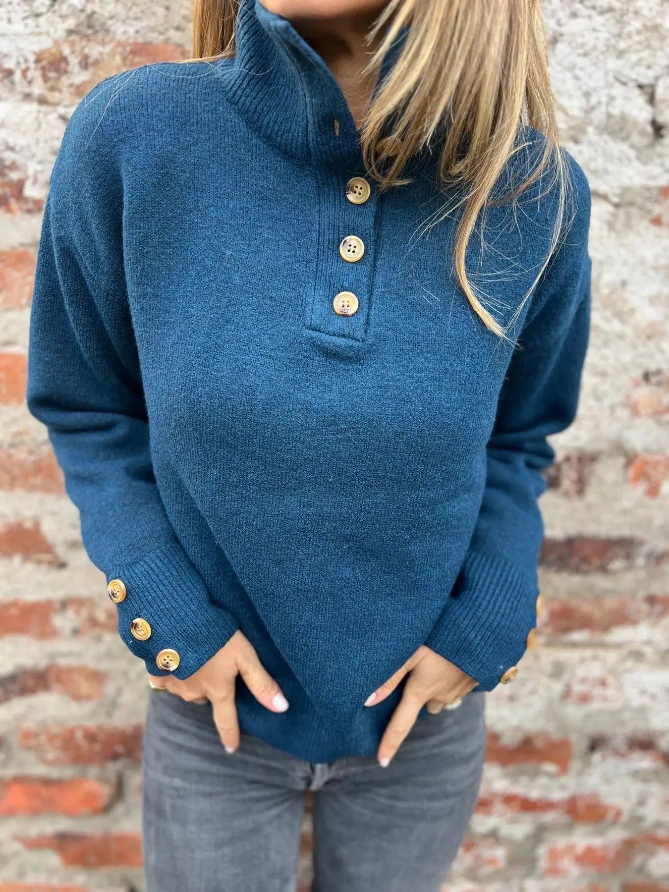Chic Button Stand Collar Sweater – Stay Cosy & Stylish